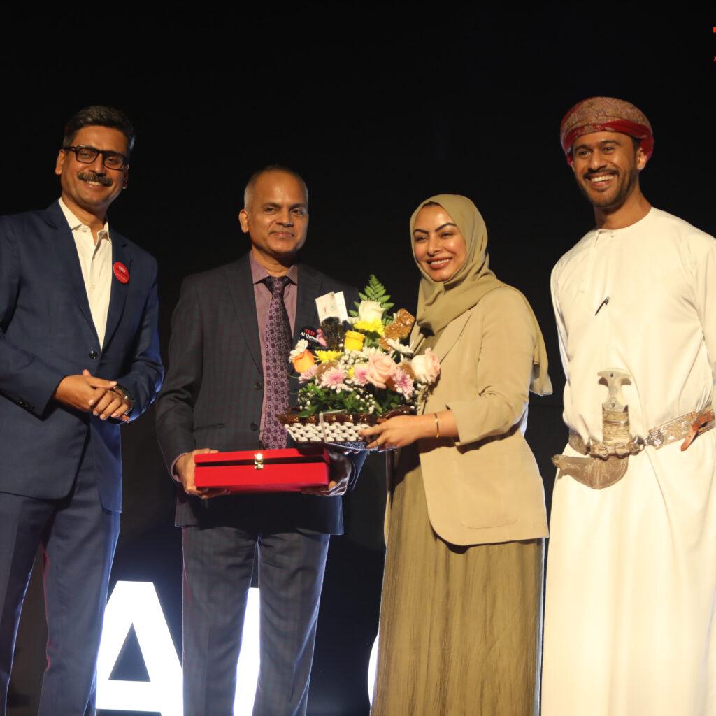 0Y2A471999 1024x1024